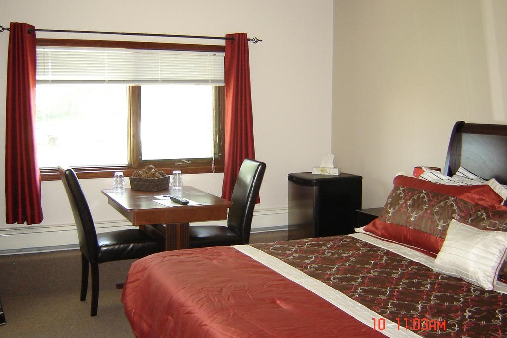 Midway Motel Radisson Bilik gambar